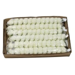 Karton sztucznej mini chryzantemy w kolorze kremowym 8 cm