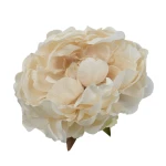 Kwiat sztuczny głowa piwonii w kolorze kremowym 18 cm