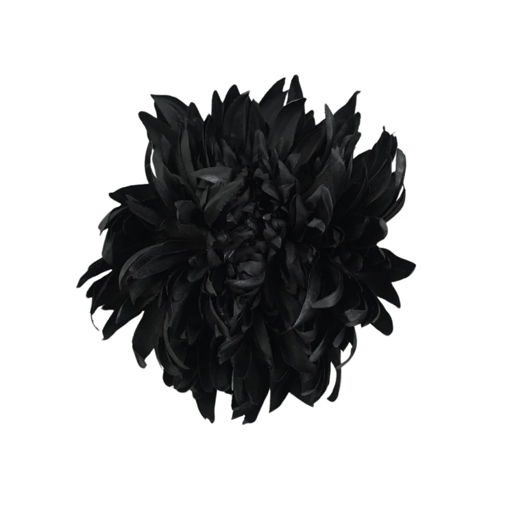 Sztuczna chryzantema strzępiasta w kolorze czarnym 17 cm