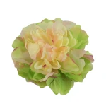 Sztuczna piwonia rozwinięta w kolorze zielono/brzoskwiniowym 15 cm
