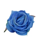 Sztuczna róża w pąku w kolorze niebieskim 8 cm